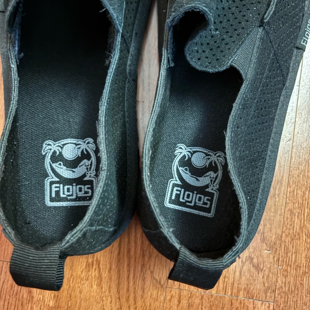 Flojos Shoes La Paz Loafer Men's size 9 1/2 - Black Mesh. Super lightweight - Picture 4 of 5